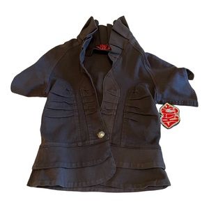 Chick by Nicki Hilton short sleeved gray cotton jacket .